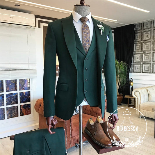 Dark Green Bespoke Peaked Lapel Three Pieces Men Suits, SU25024