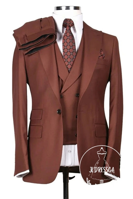 Brown Three Pieces Peaked Lapel Slim Fit Men Suits, SU25176