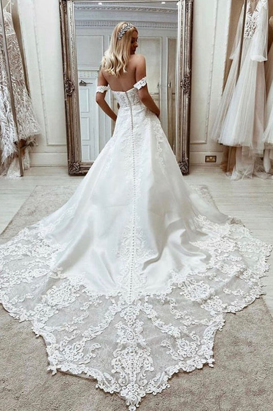 Sweetheart A-line Wedding Dress in Satin with Lace Appliques, WD2305166