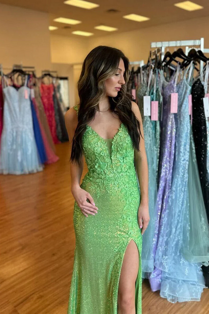 Green Sequin Mermaid V-Neck Long Prom Dress with Appliques, PD2404165