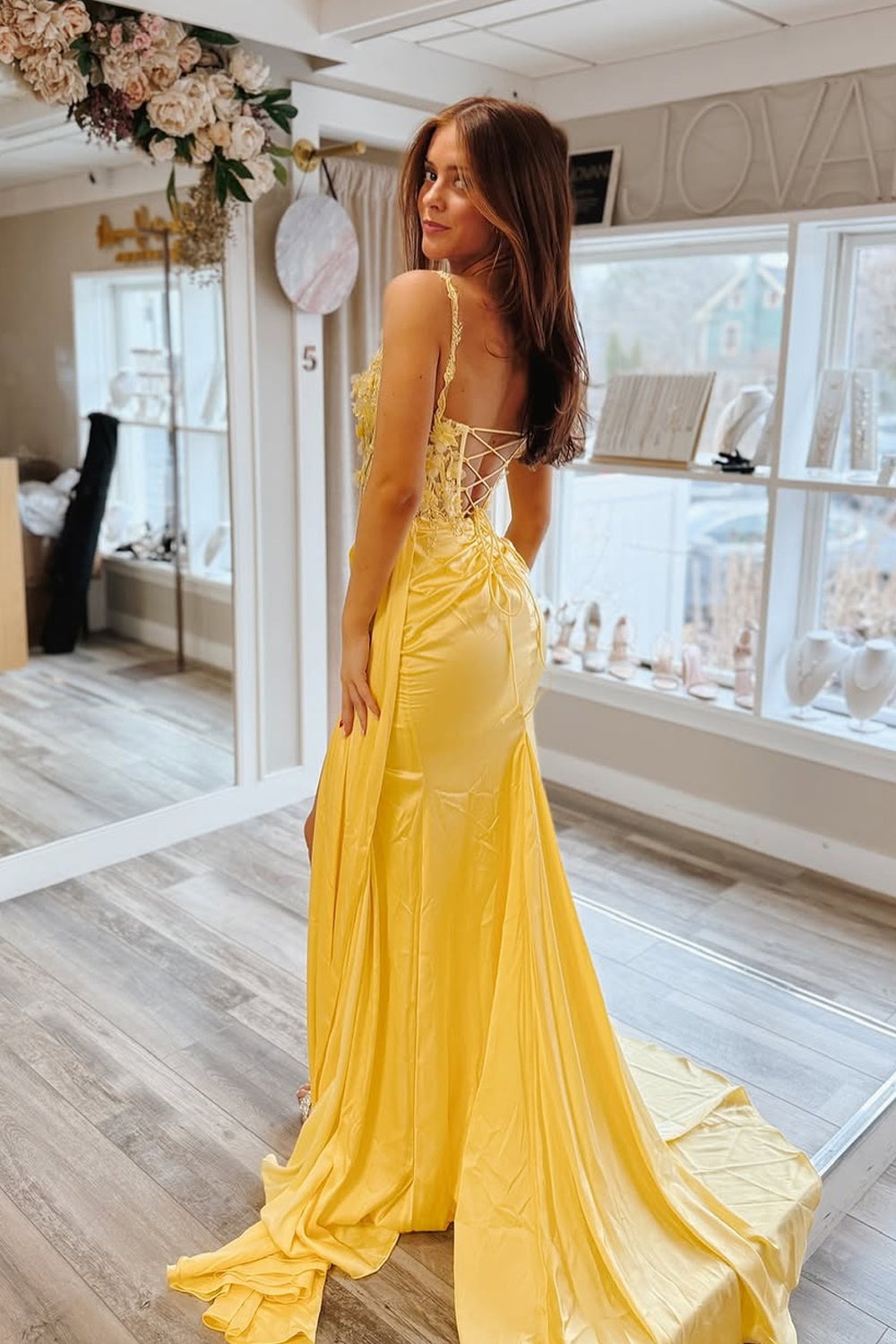 Yellow Sweetheart Sheath Satin Prom Dress with Slit, PD25793