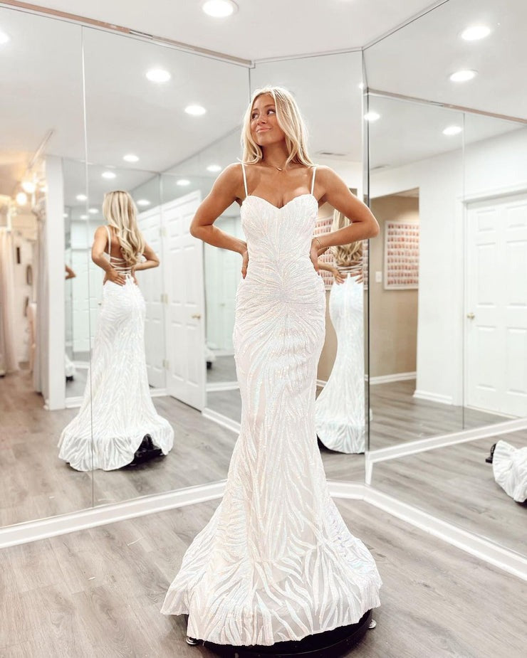 Beading Mermaid Scoop Neck Prom Dress with Slit and Dramatic Ruffles, PD25247
