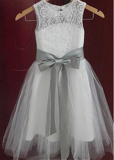 Lovely Lace And Tulle A-Line Flower Girl Dresses with Bow Sash, FW02